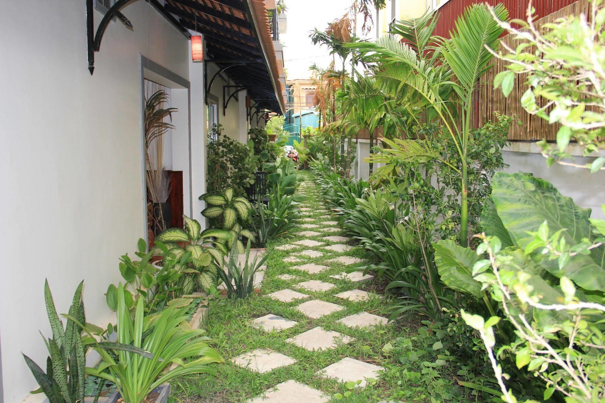 Golden Orchid Angkor Khách sạn 3*
