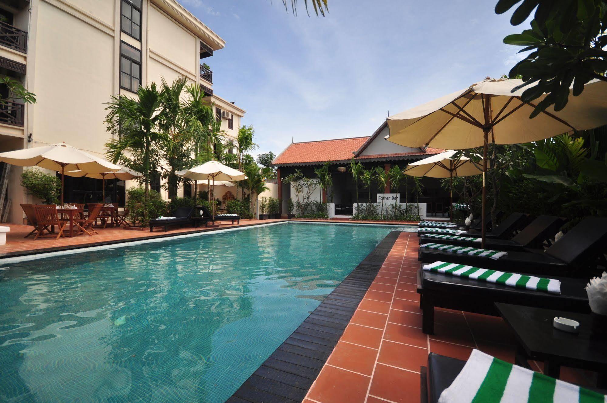 Bed & Breakfast Motherhome 4*