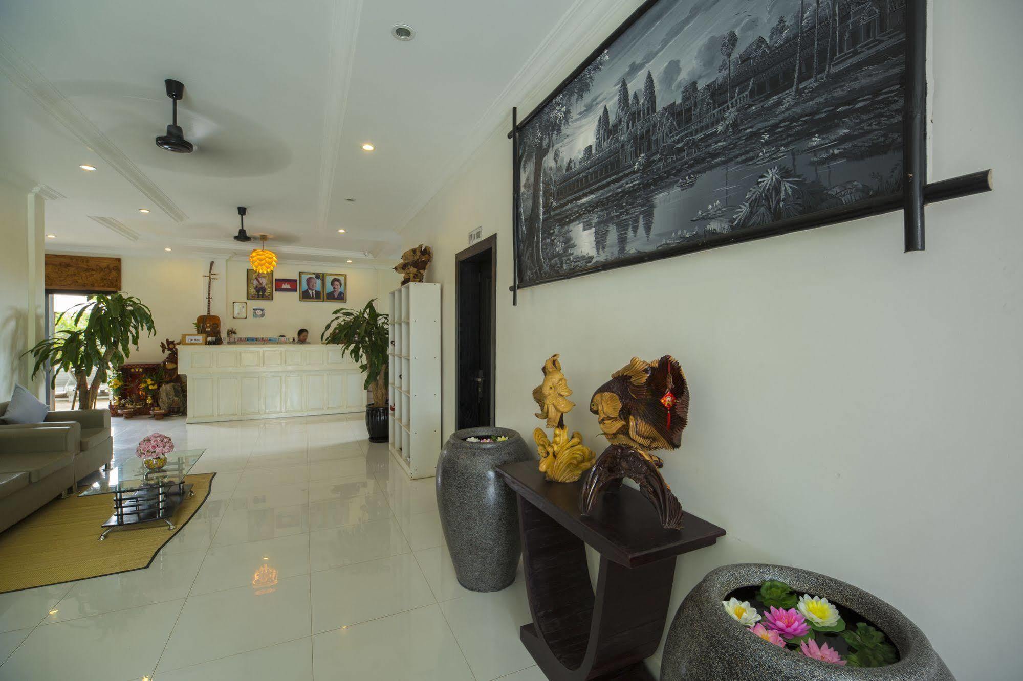 Hotel Rithy Rine Angkor 3*