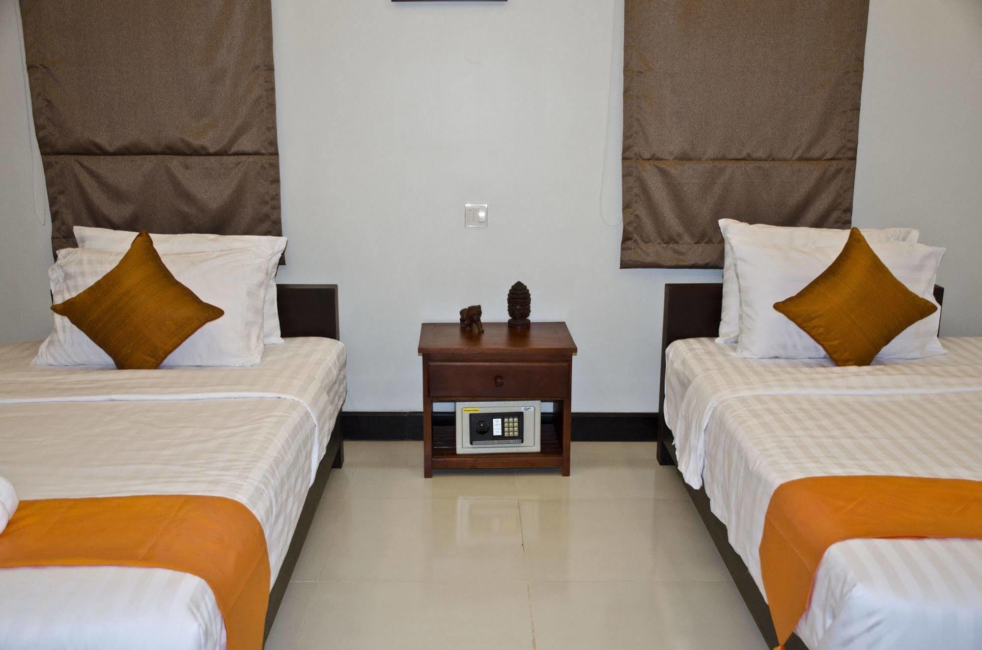 Silver Hotel
