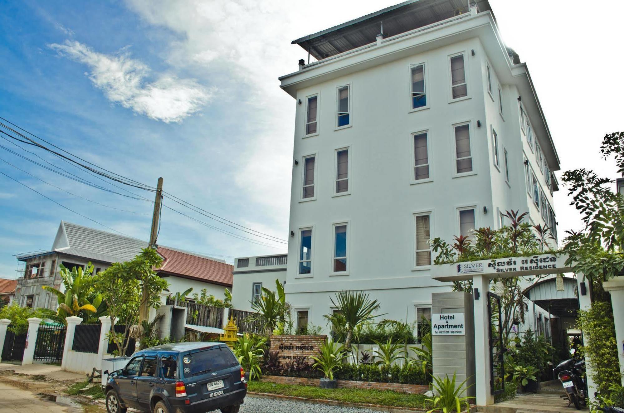 Silver Hotel