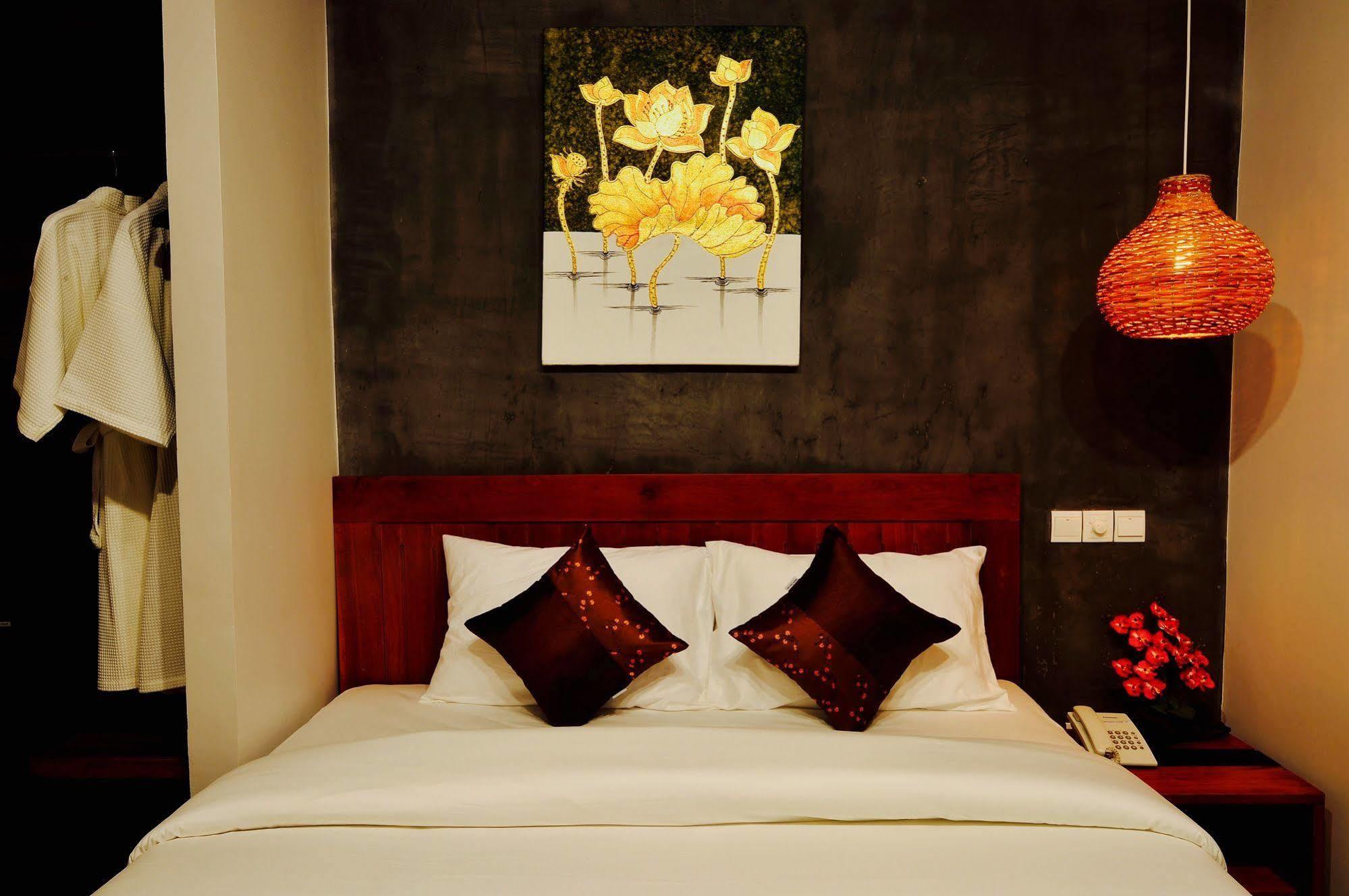 Tonle Tropic Boutique