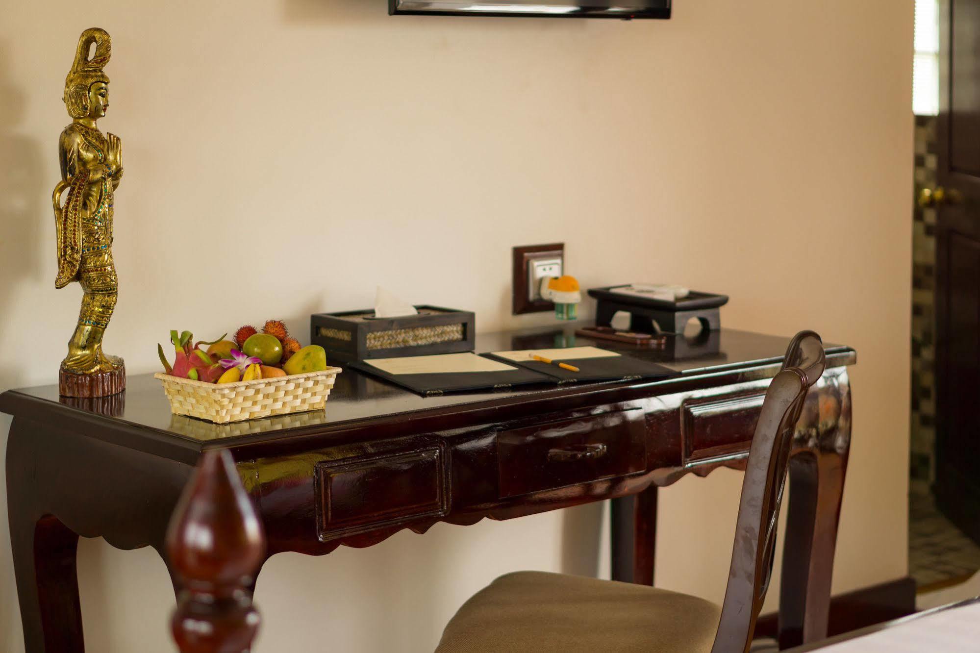 Beyond Yangon Locanda 3*