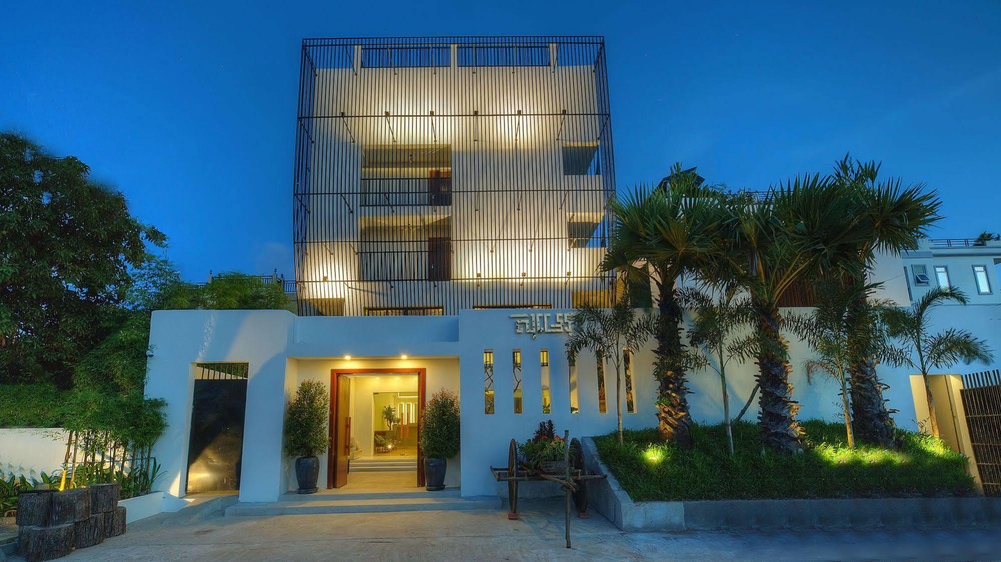 The Thirdfold Hotel 5*