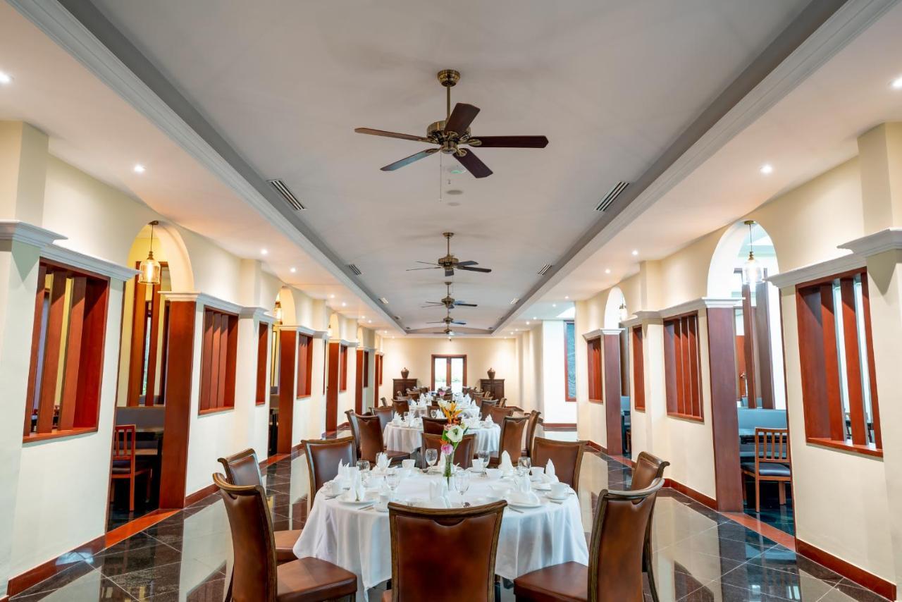 De La Renaissance Hotel Siem Reap