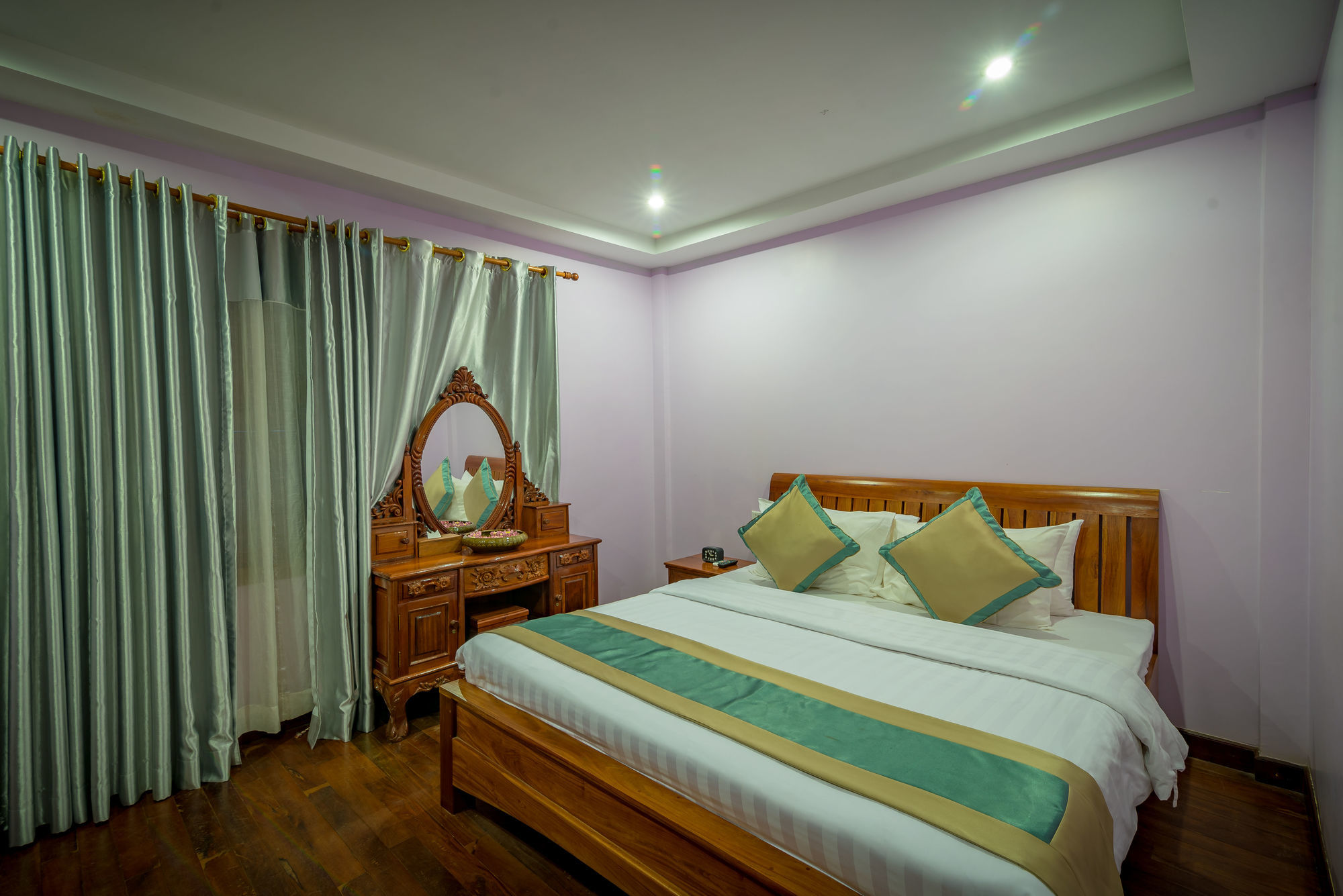 Bunwin Hotel 4*