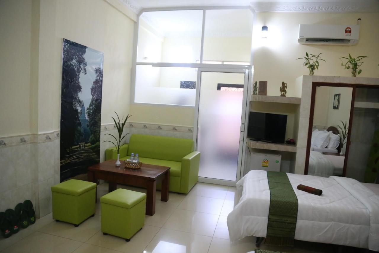 Panhanita And Apartment