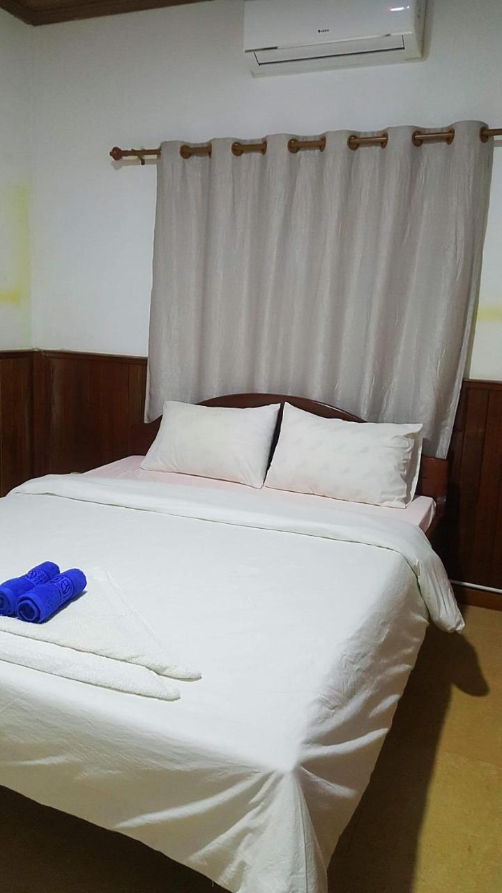 Hostel Alis' House *