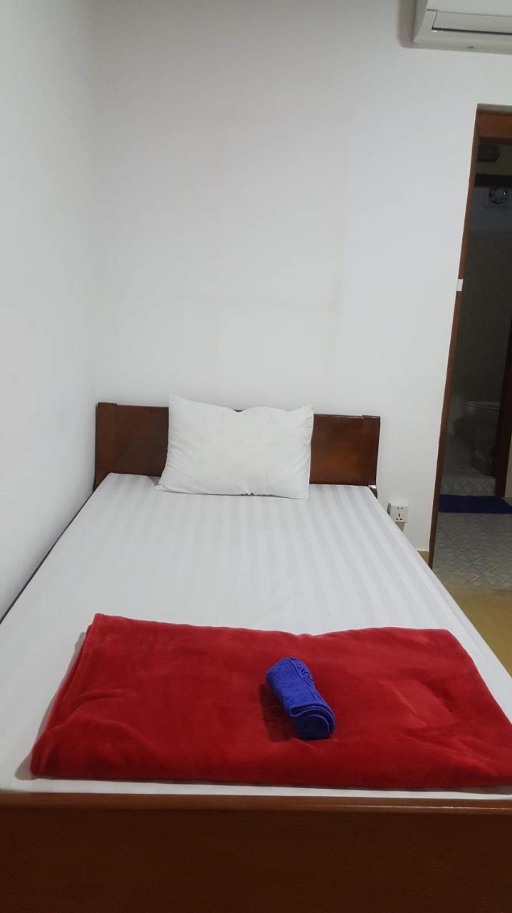Hostel Alis' House *