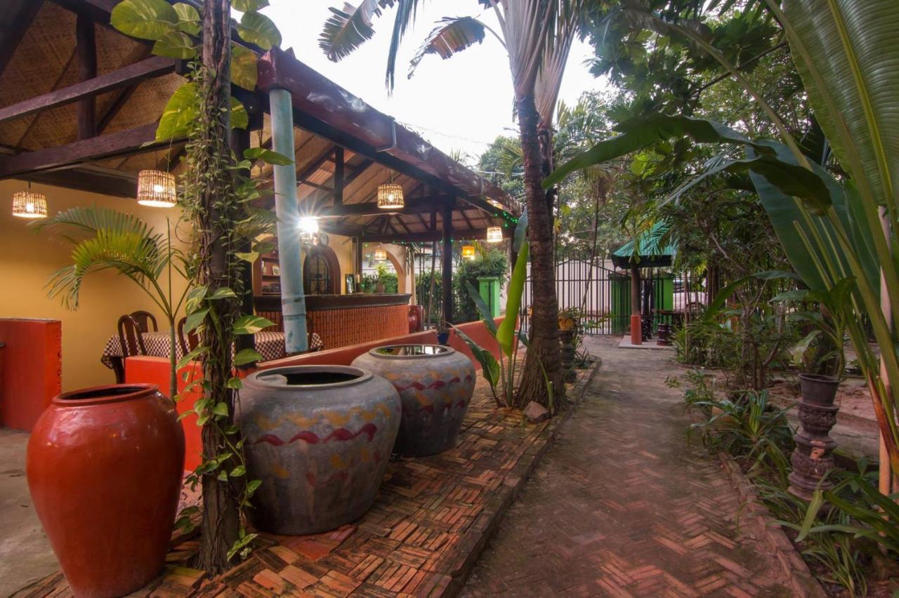 Guest house For