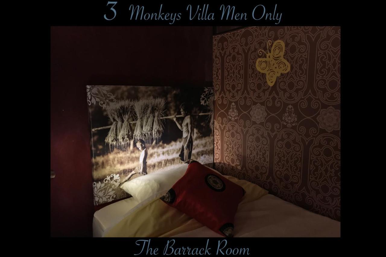 3 Monkeys Villa Residence *