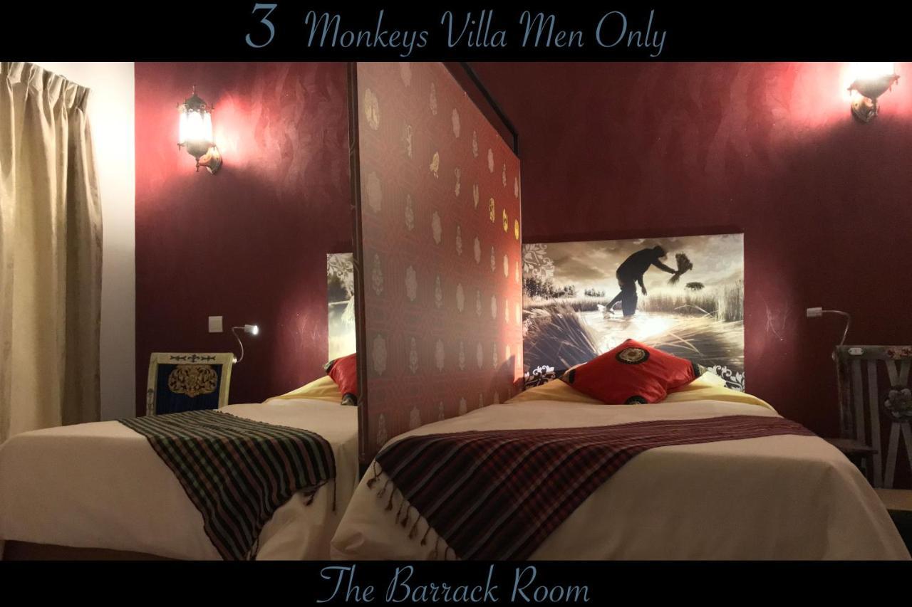 3 Monkeys Villa Residence