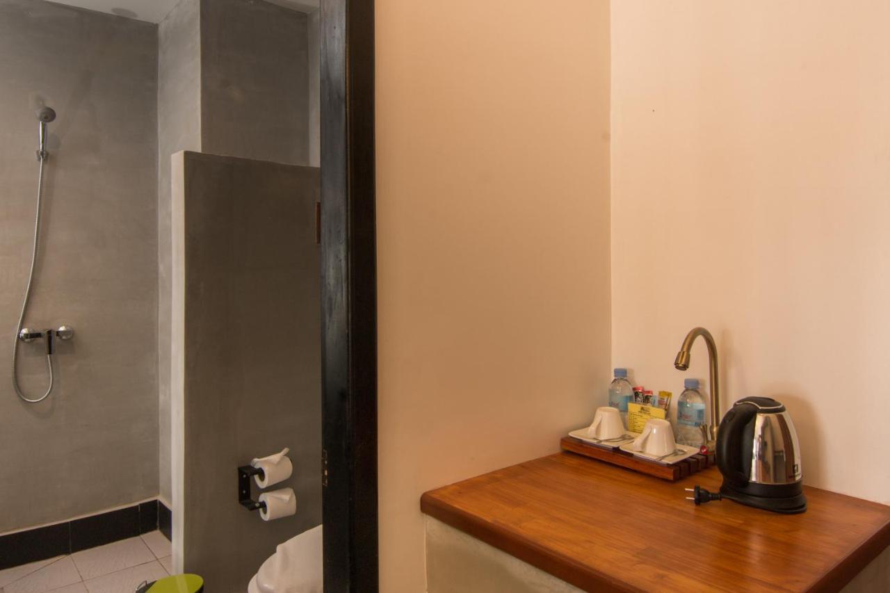 Hotel Lok Taneuy 4*