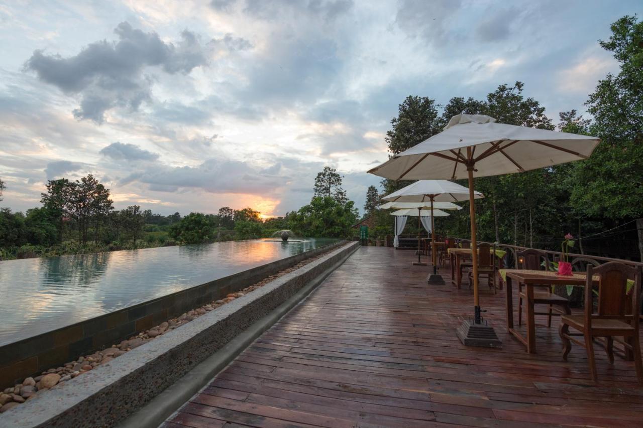 Bong Thom Forest Hotel