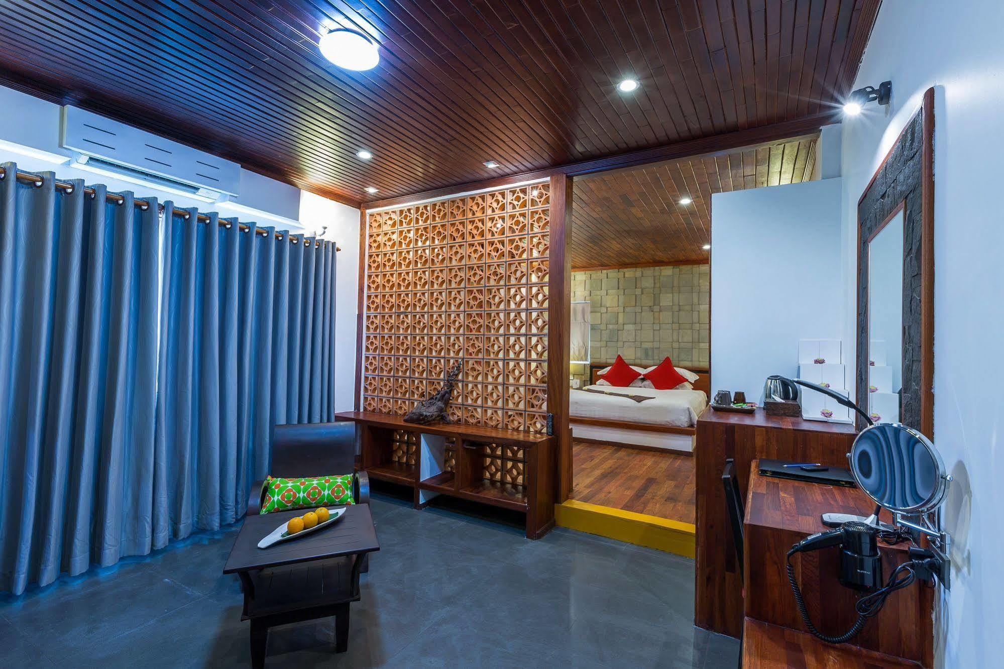 Damnak Retreat 3*