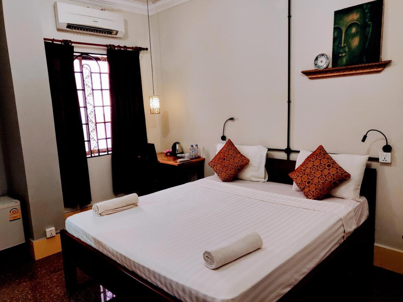 The Cashew Nut Guest house Siem Reap