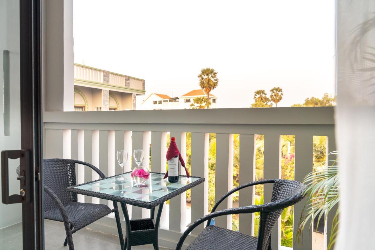 Reveal Courtyard In Reveal Angkor 4*