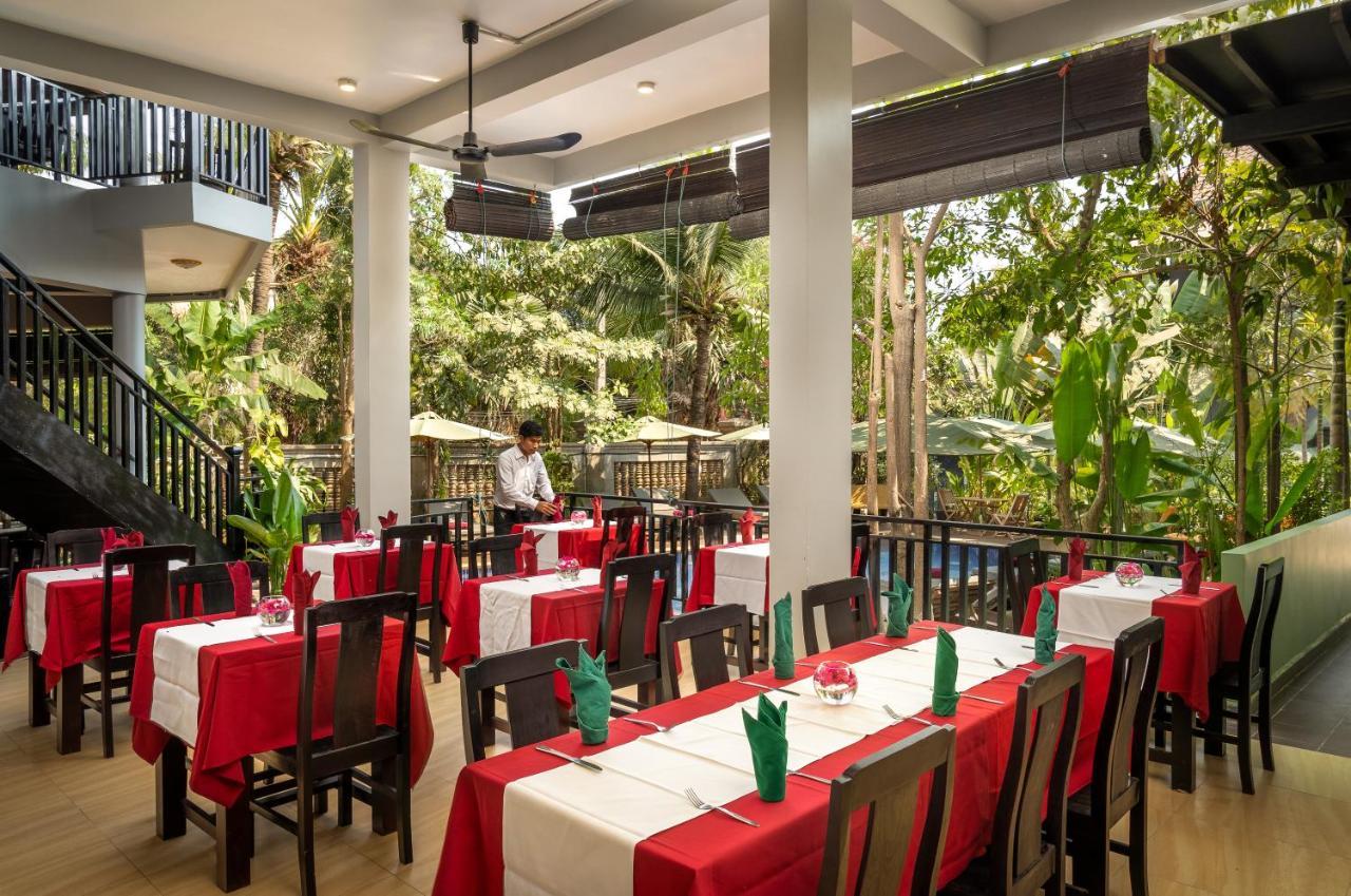 Reveal Courtyard In Reveal Angkor Hotel