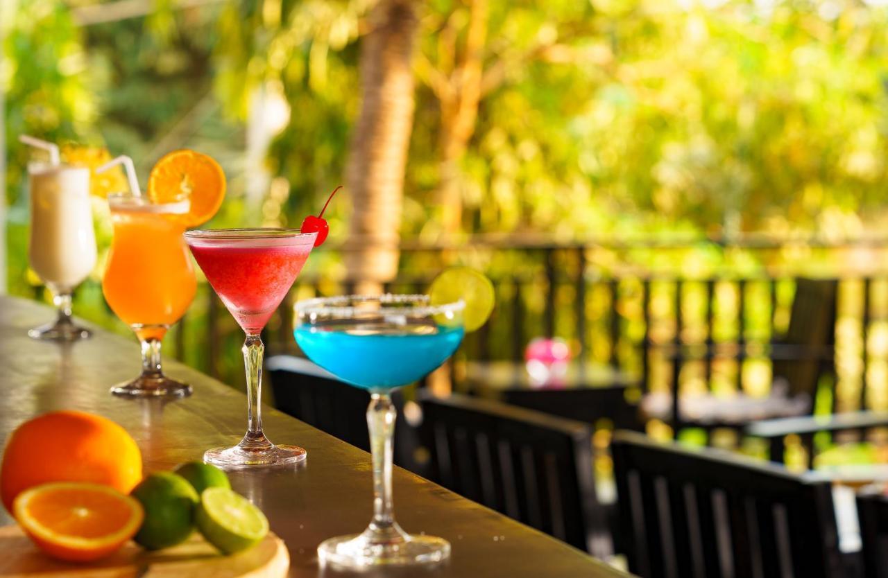 Hotel Reveal Courtyard In Reveal Angkor 4*