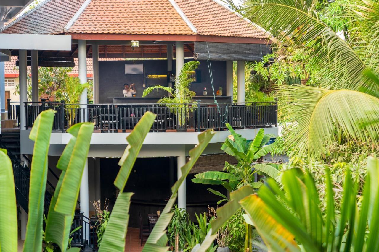 Reveal Courtyard In Reveal Angkor 4*