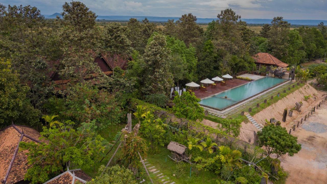 Bong Thom Forest Hotel