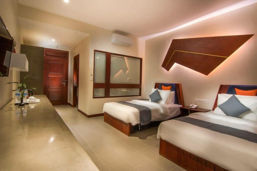 Smile Of Angkor Boutique &