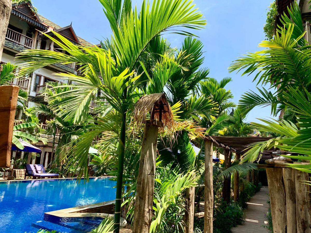 Resort Little &