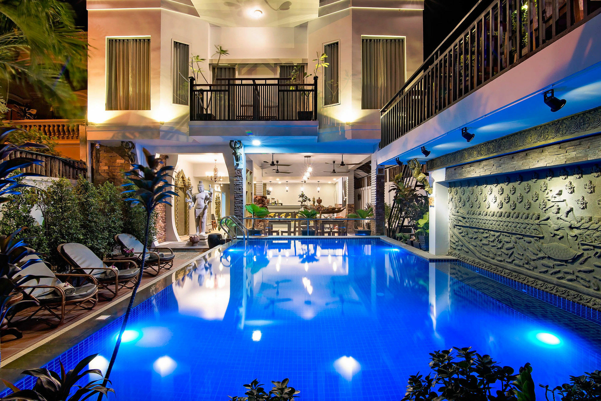 Moon Flower Hotel