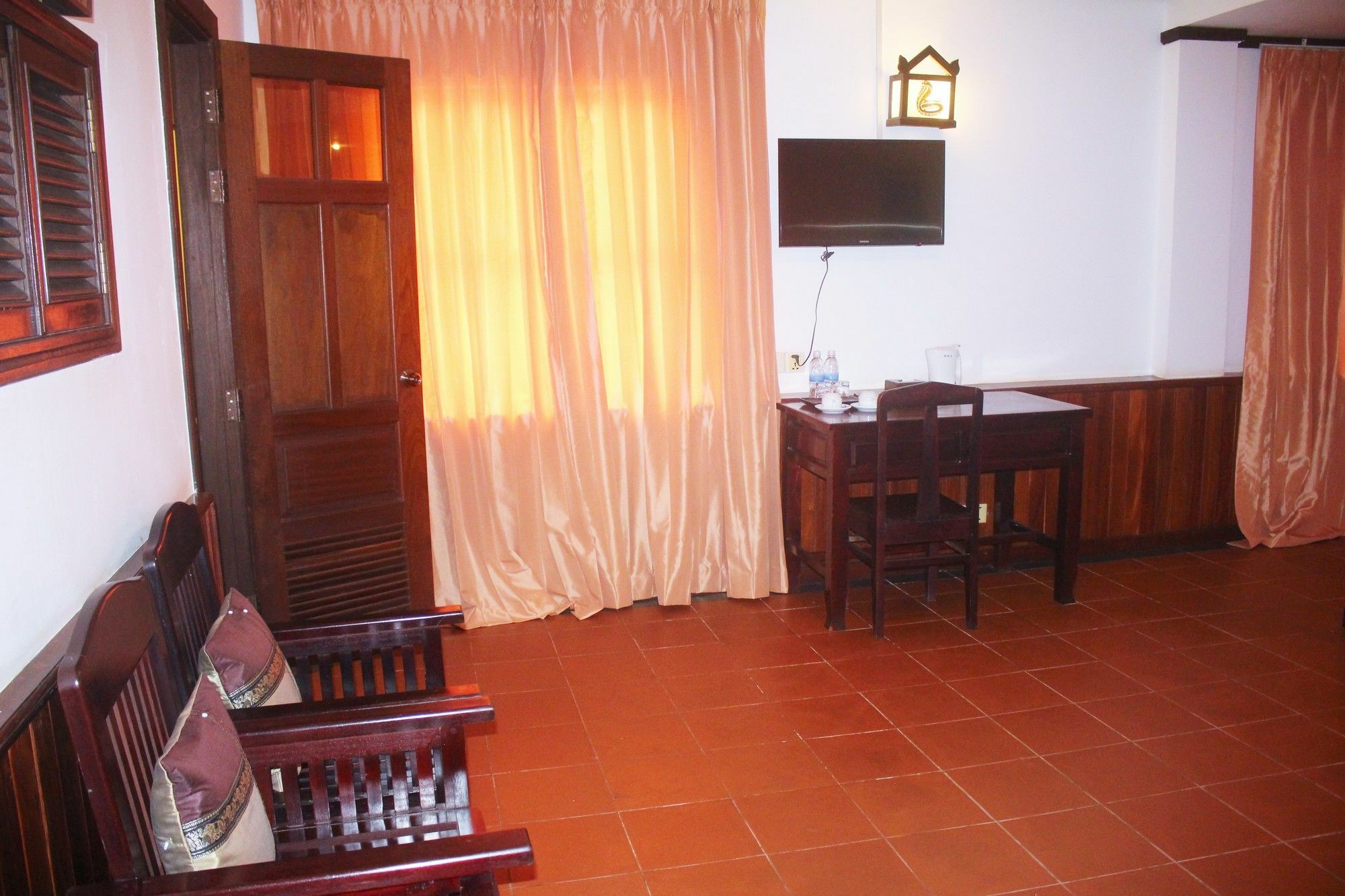 Hotel Suryavara 3*