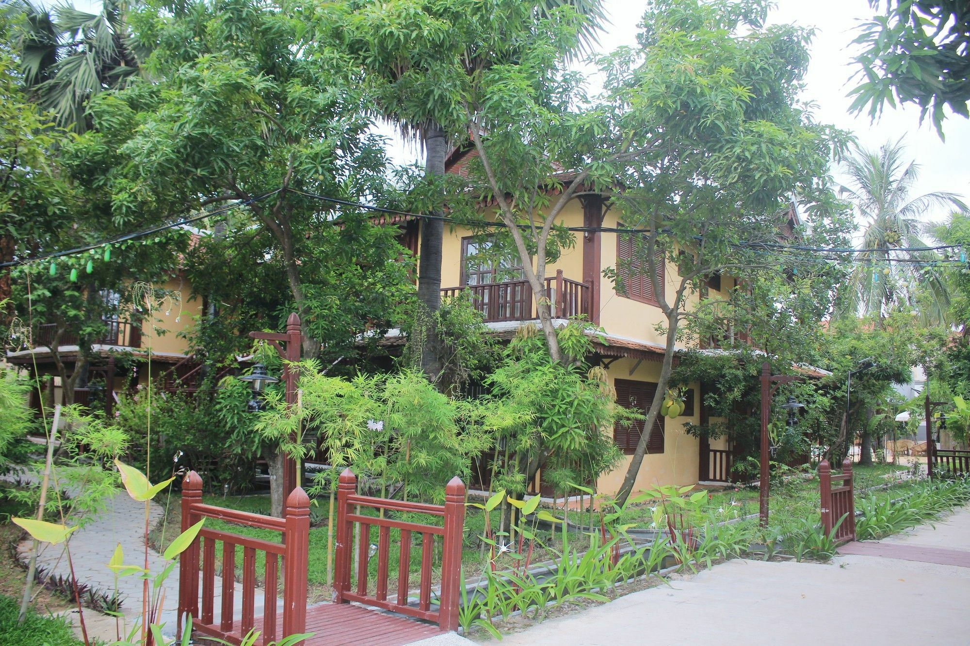 Suryavara Hotel 3*