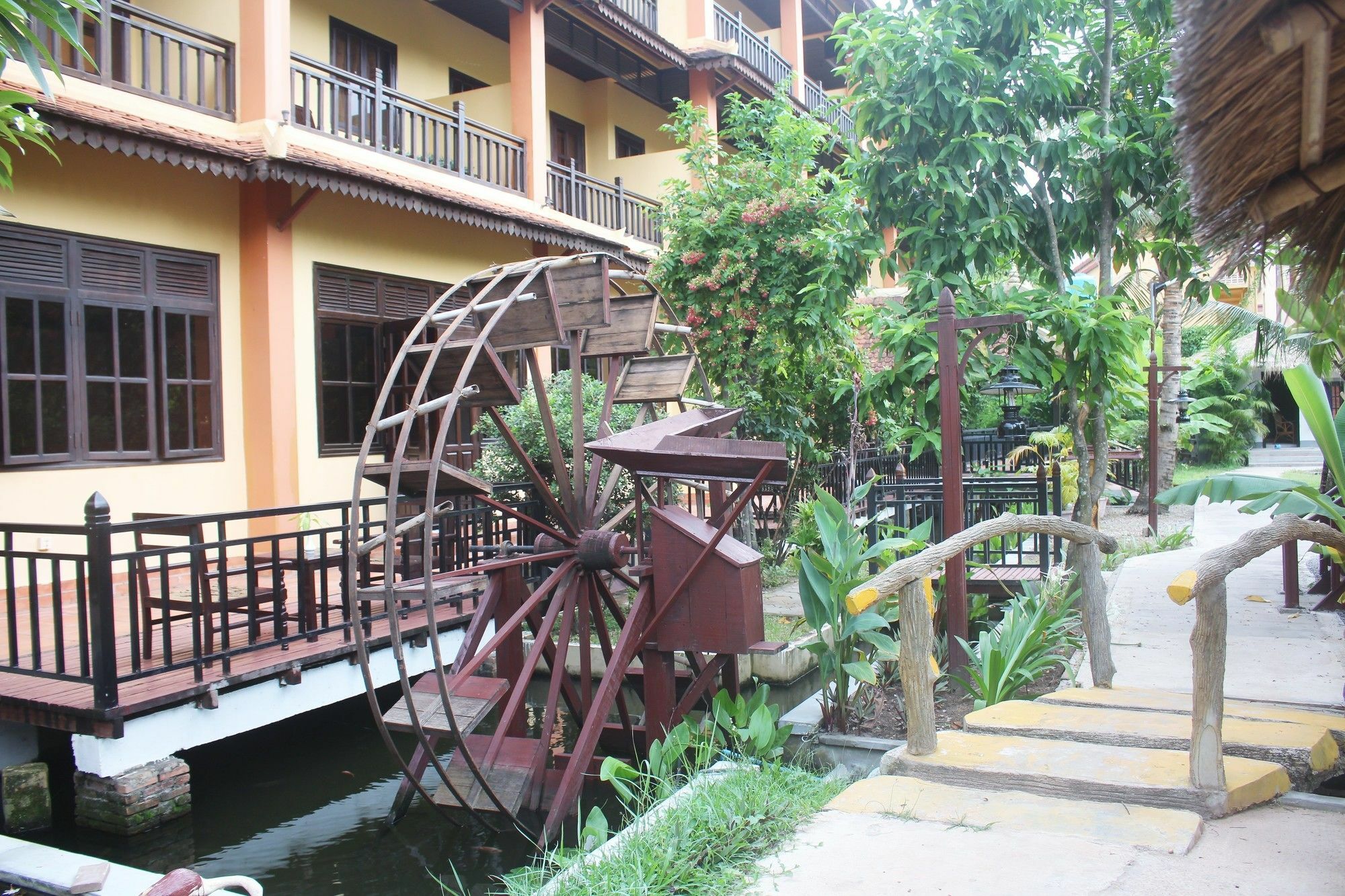Suryavara Hotel