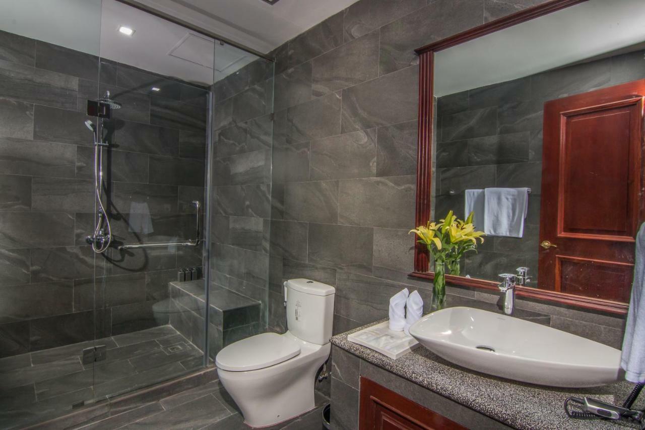 Anachak Angkor 4*