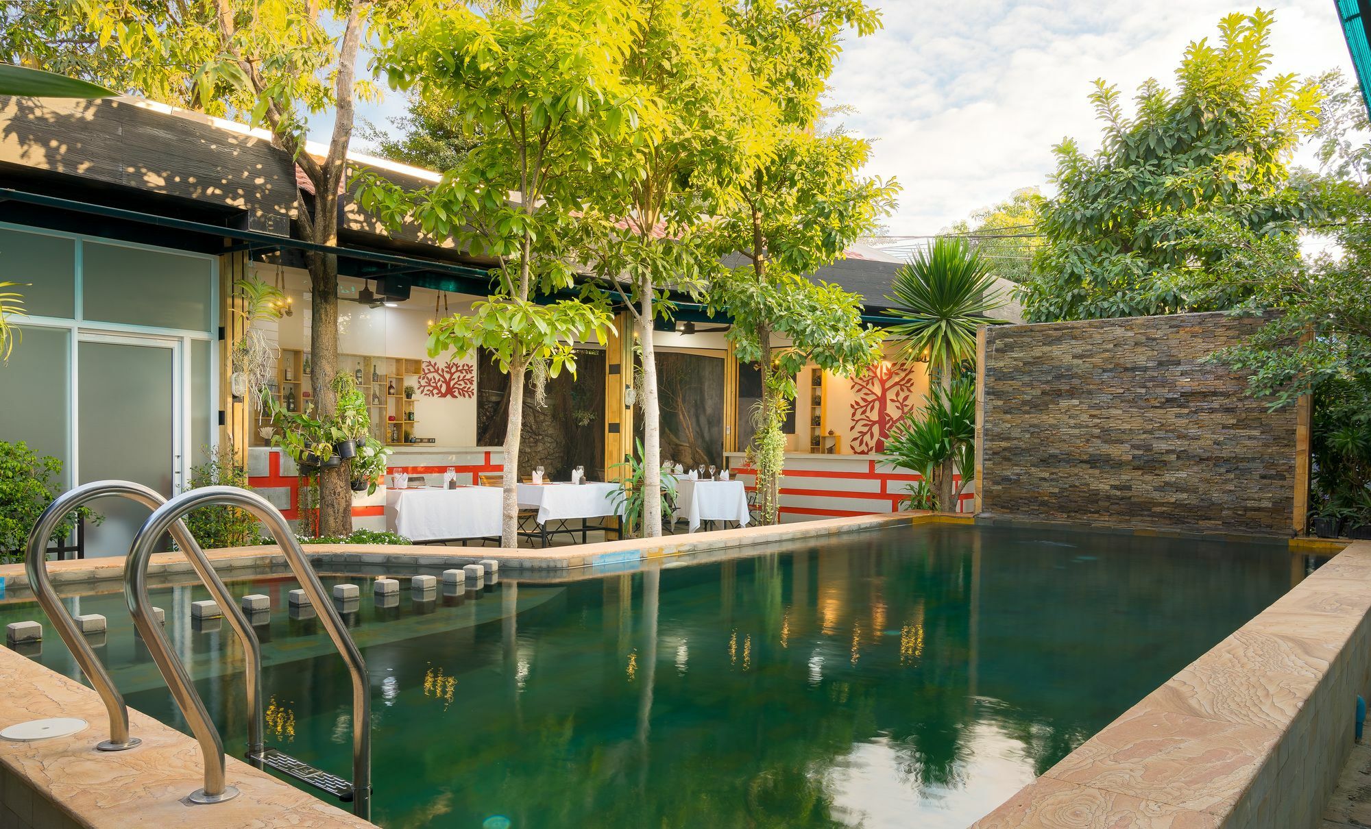 Hotel Damnak Retreat 3*