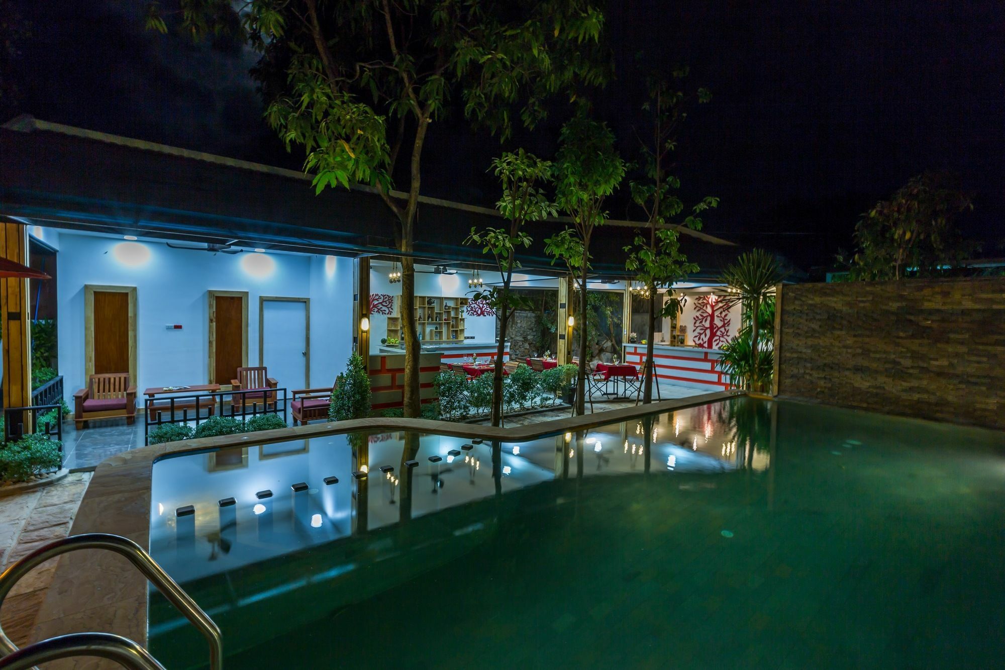 Damnak Retreat