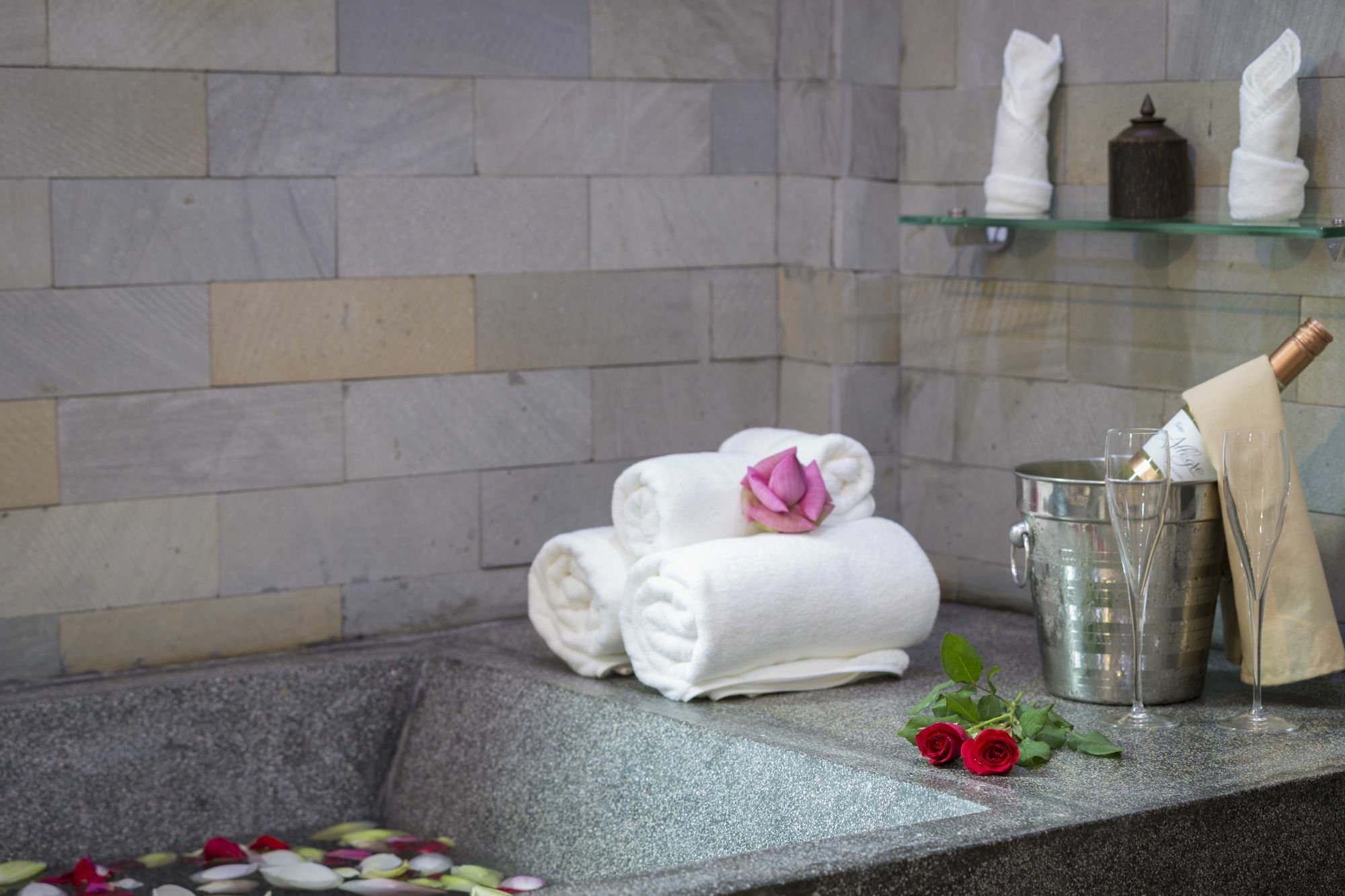 Hotel Damnak Retreat