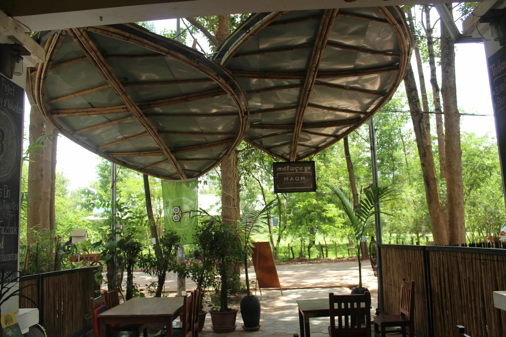 Tropical Bamboo 3*