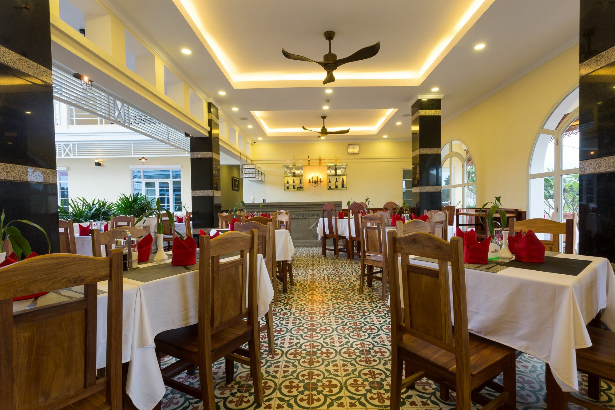 Hotel Grand Bayon