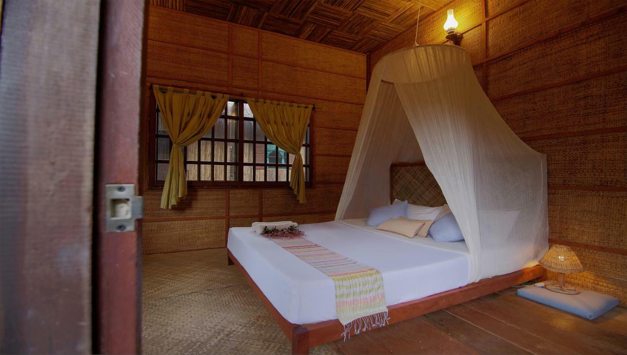 Palm Village & Resort