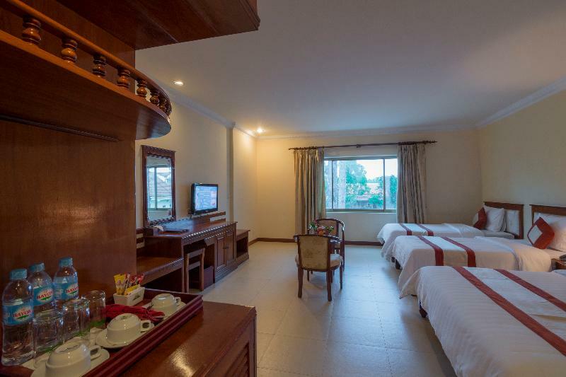 Angkor Hotel
