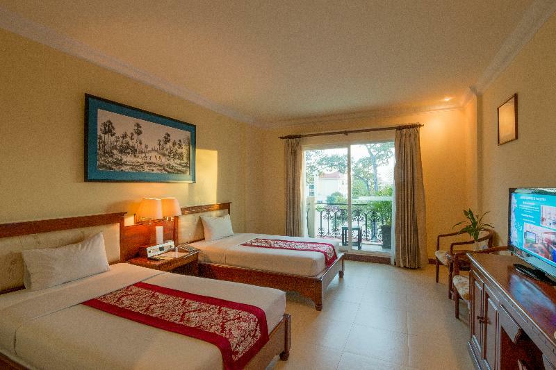 Angkor Hotel 4*