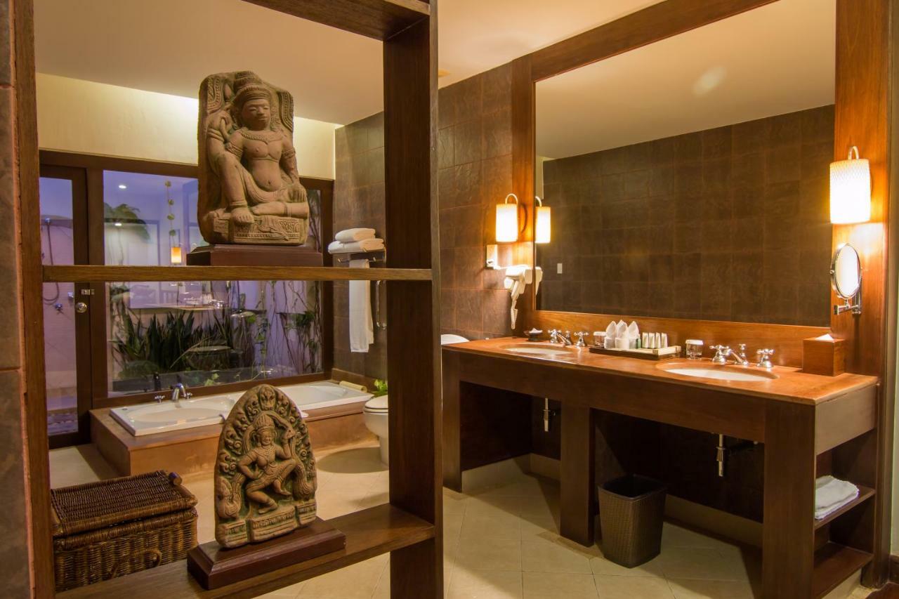 Palace & 5* Siem Reap