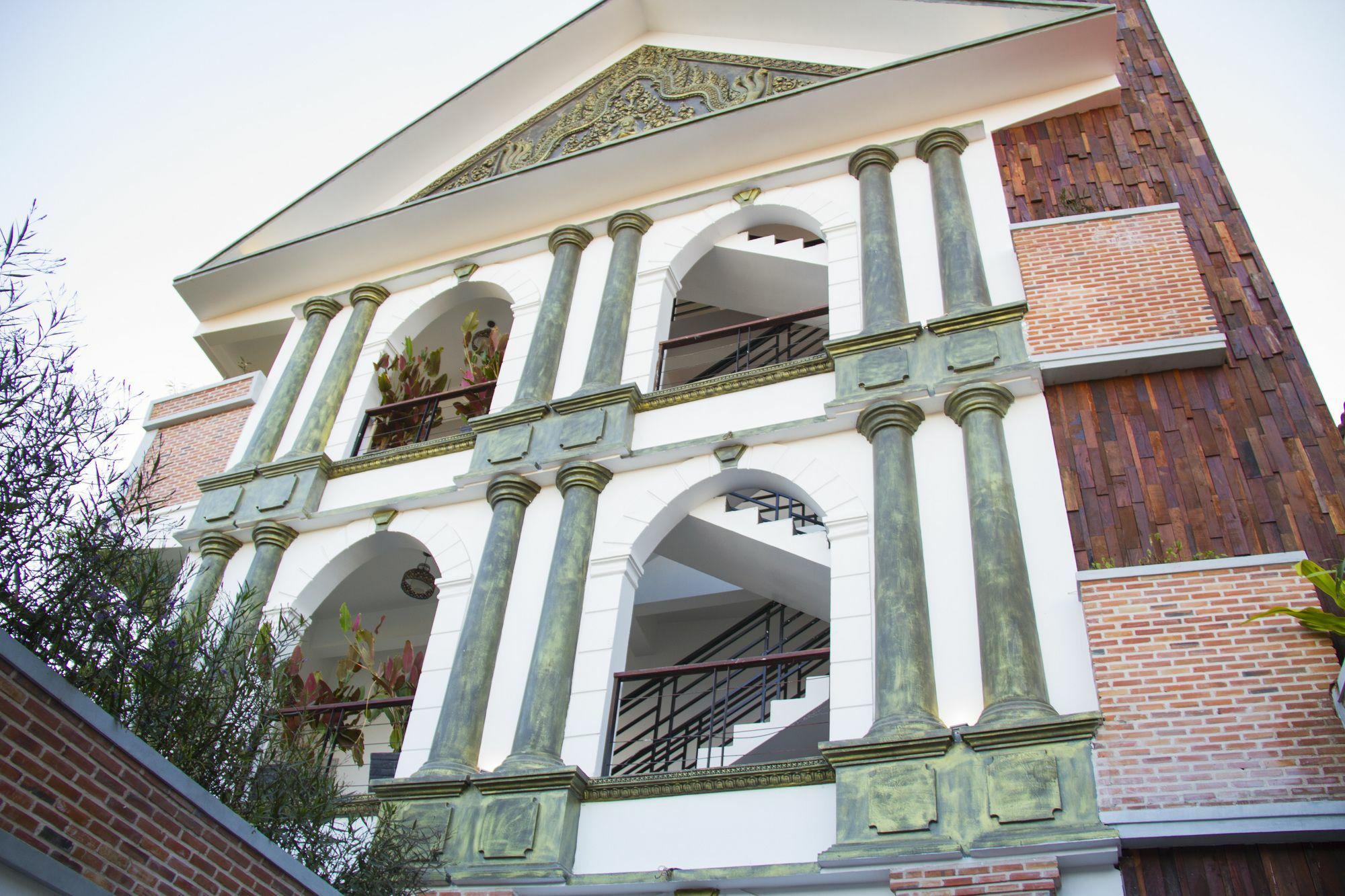 Hotel Cambana