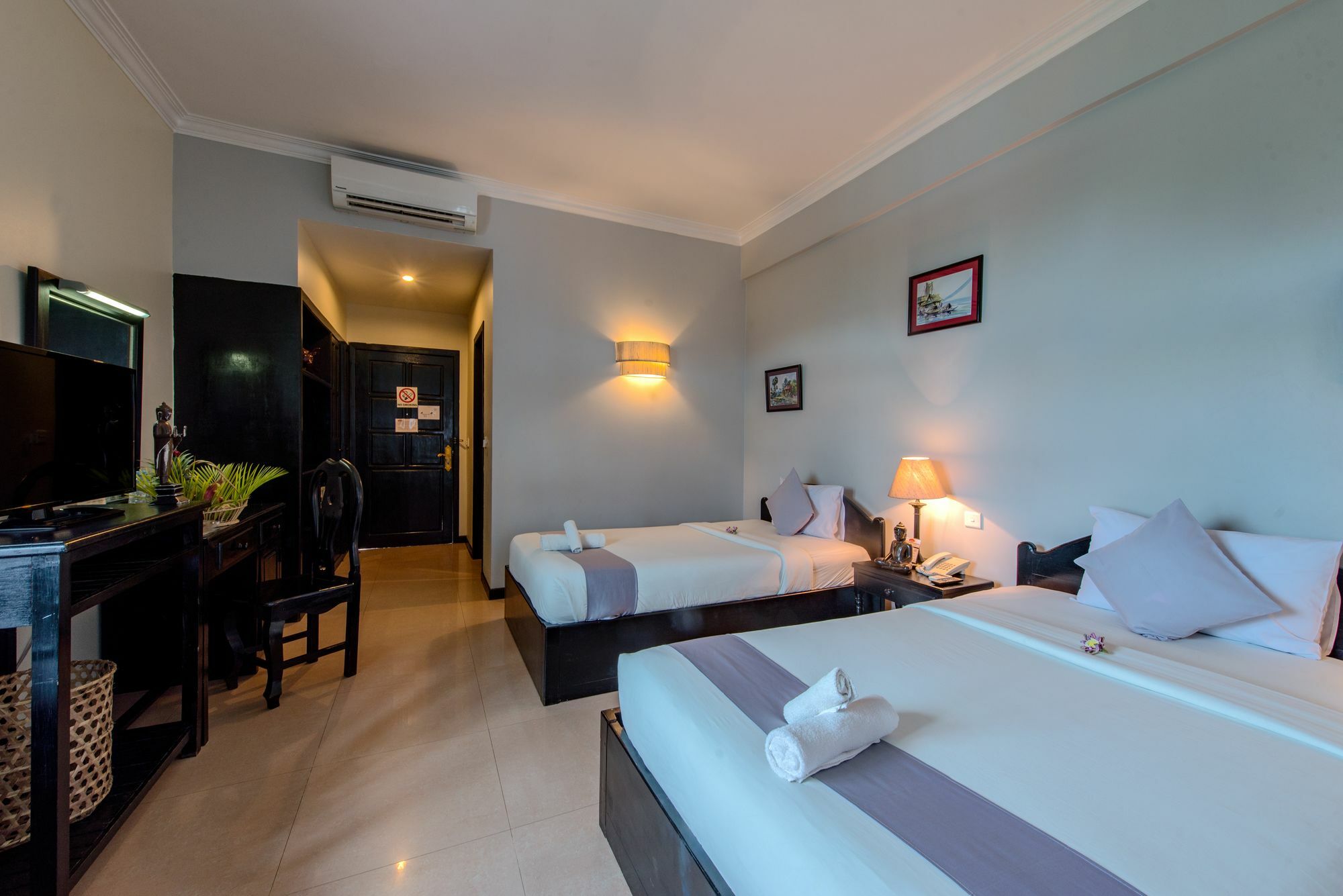 Jk Resident Hotel 4*
