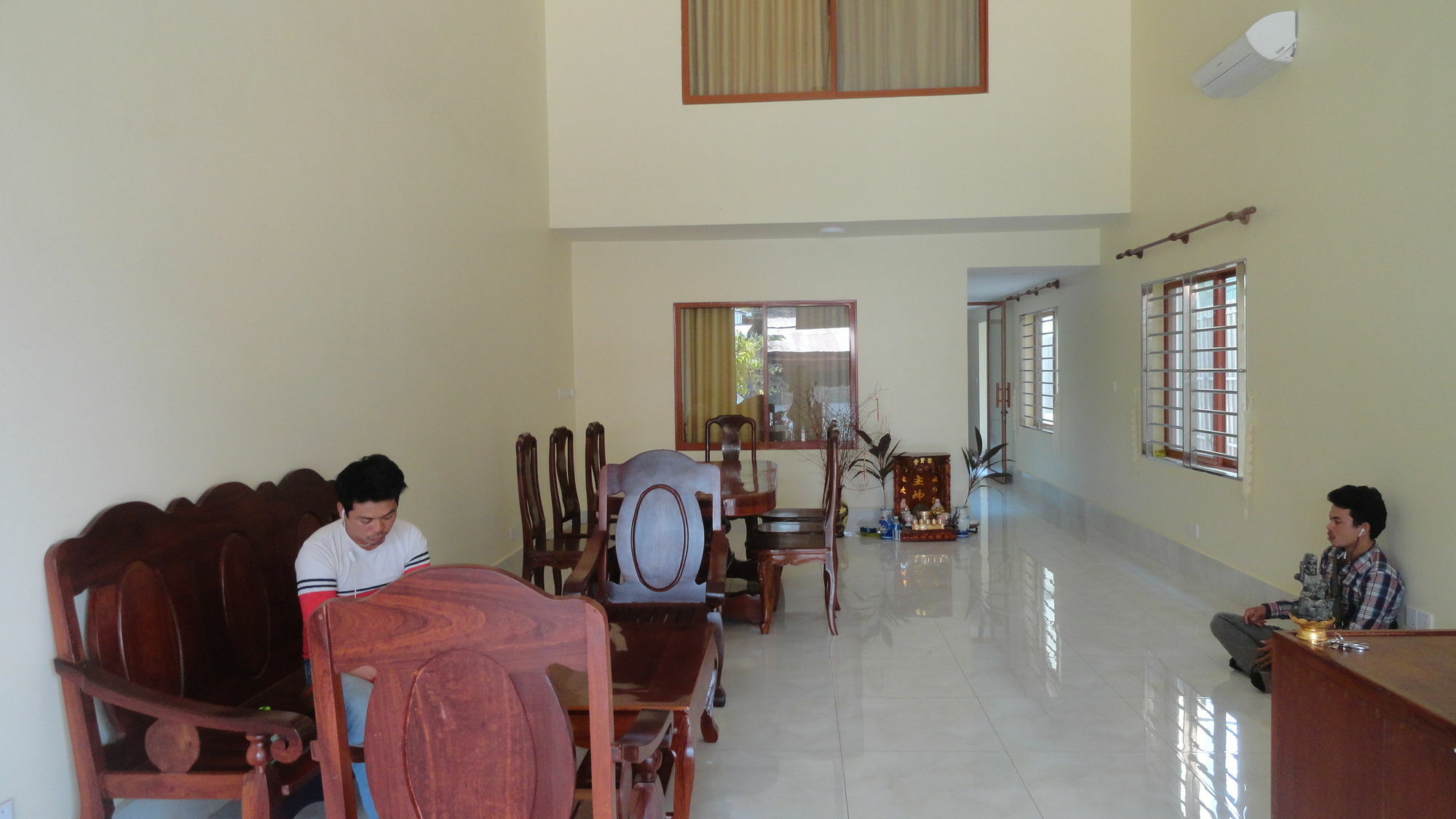 Hangloeung Angkor Rumah tetamu 2*