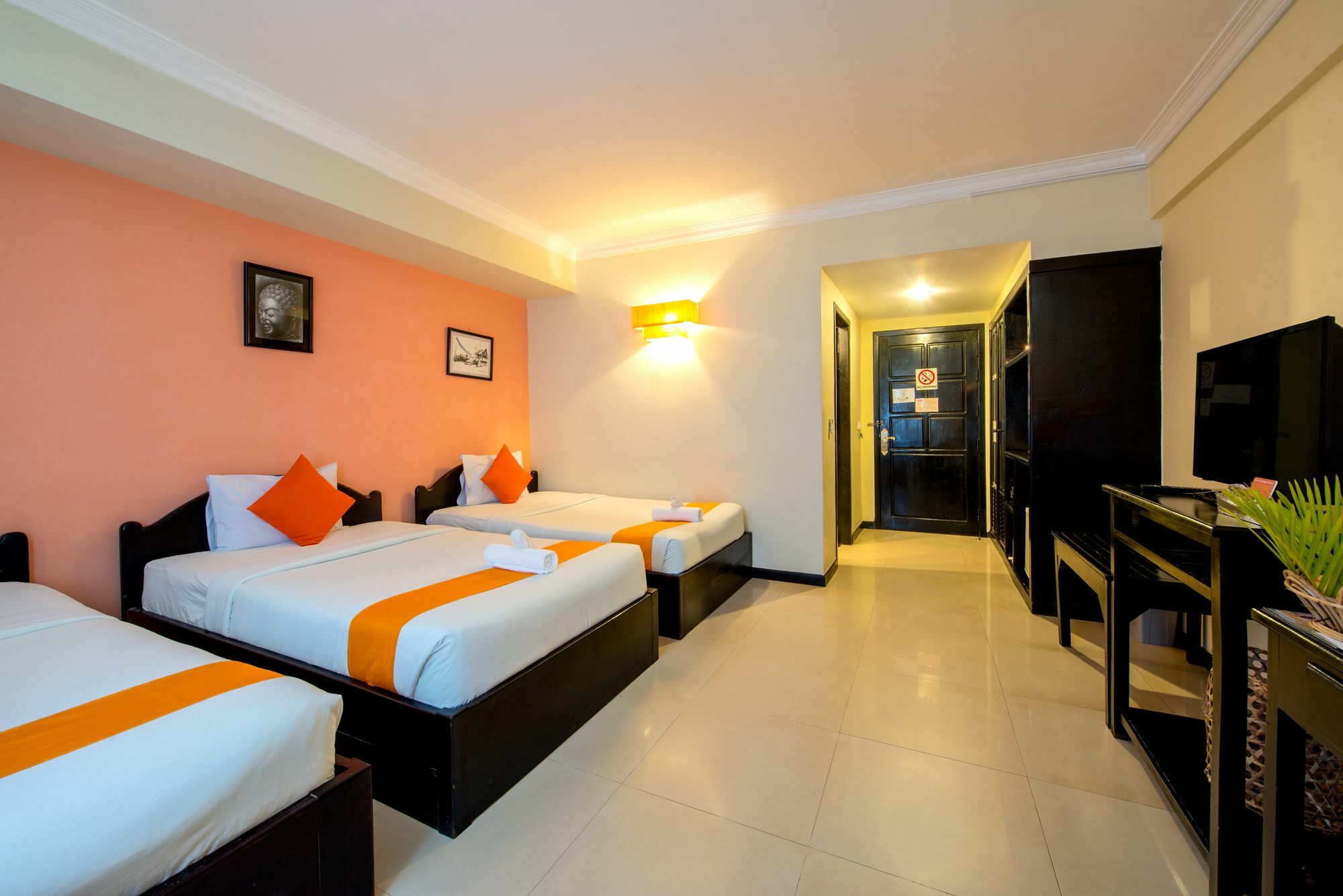 Jk Resident Hotel 4*