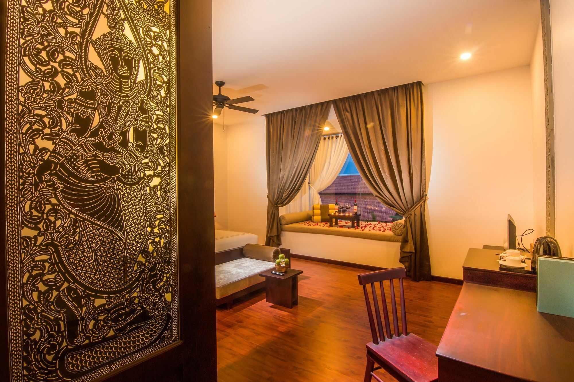 The Embassy Angkor & 5* Siem Reap