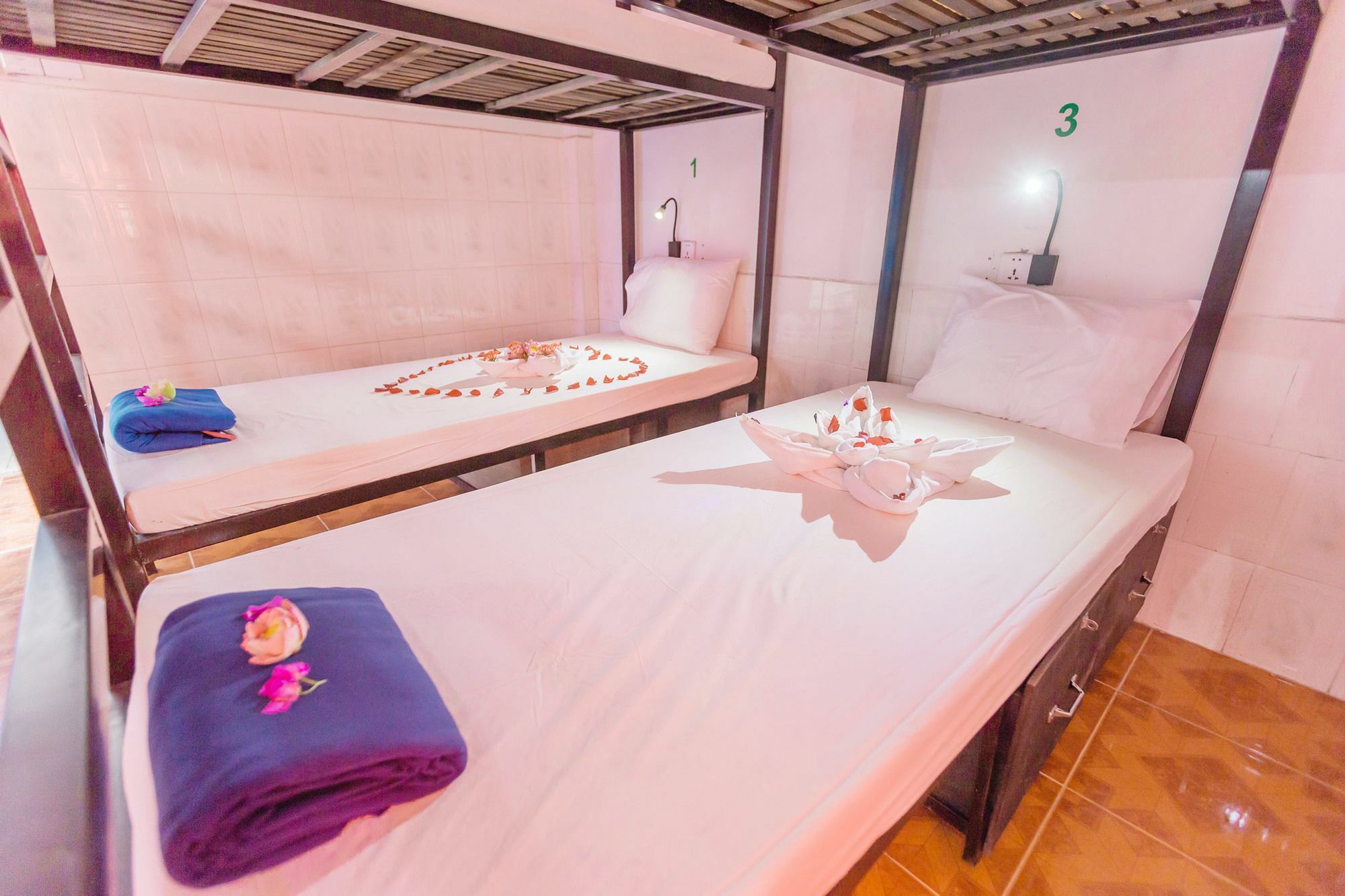 Hotel Kafu & Pool 2*