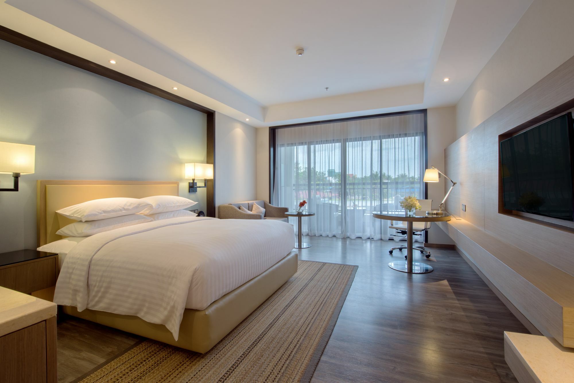 Courtyard By Marriott Hotel