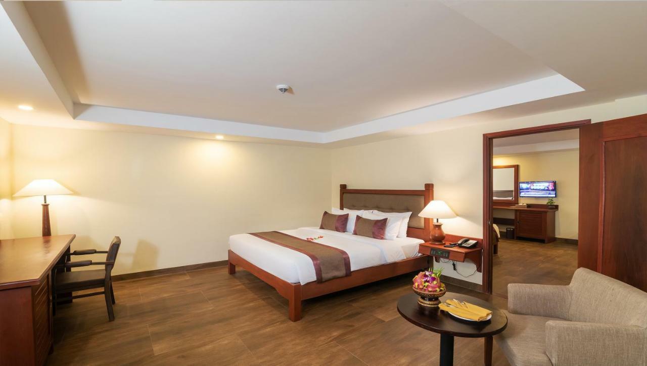 De La Renaissance 5* Siem Reap
