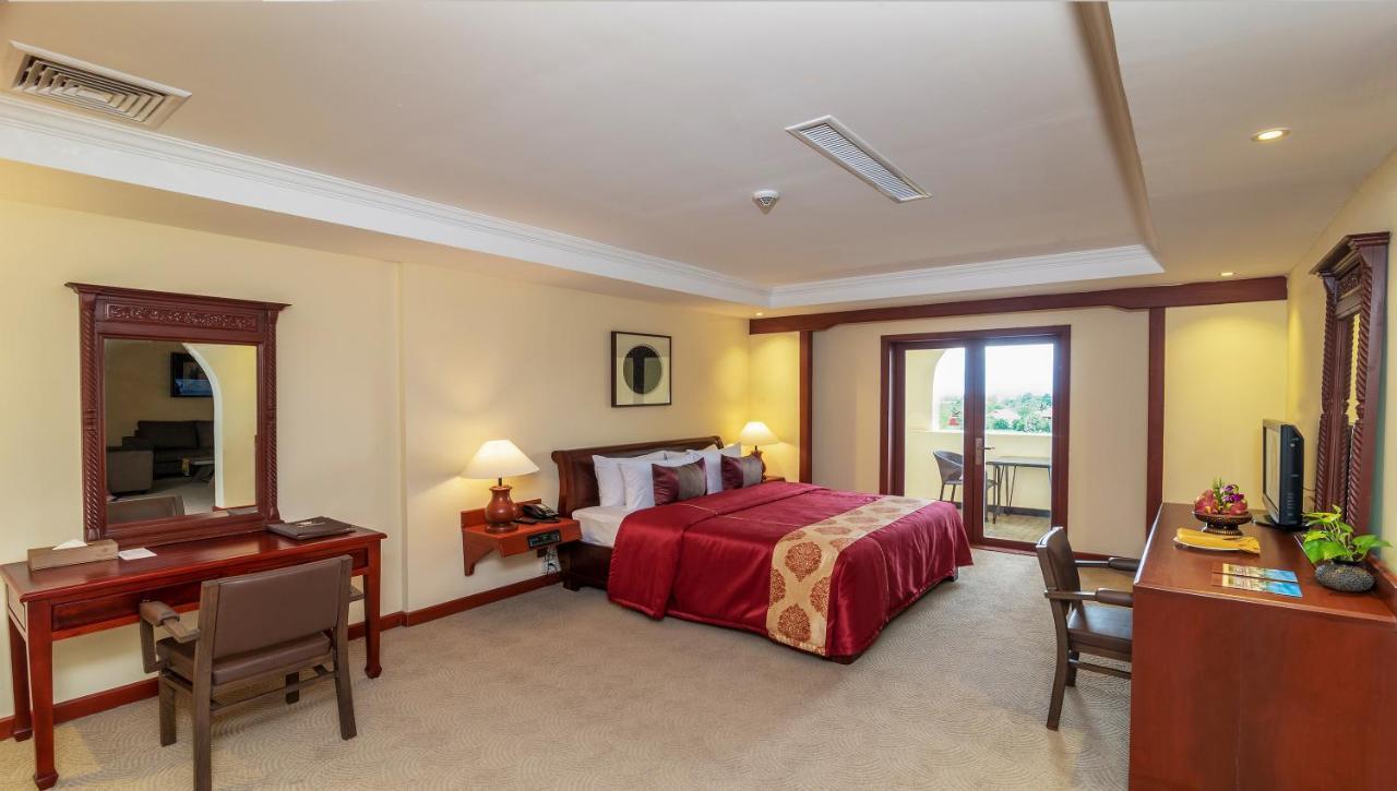 De La Renaissance 5*